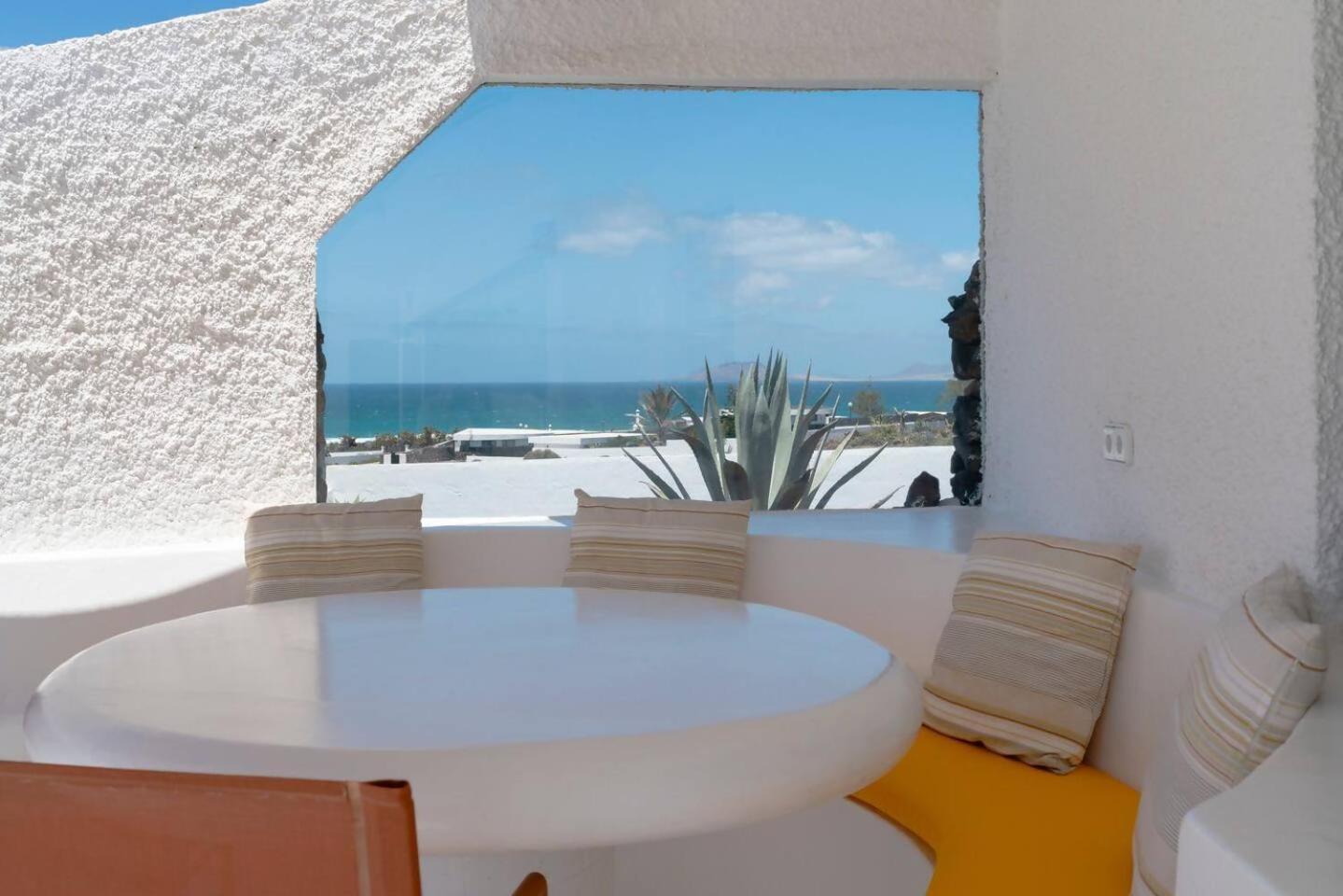 Lanzarote Famara Beach Bungalow Eksteriør billede